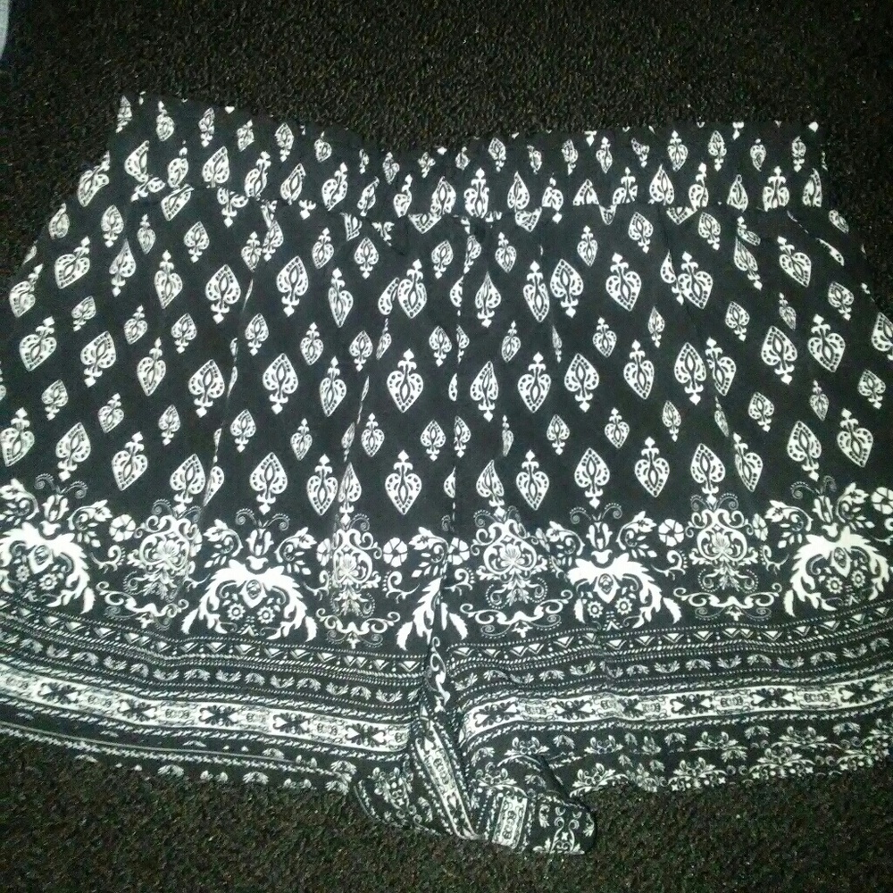 Printed shorts❤️